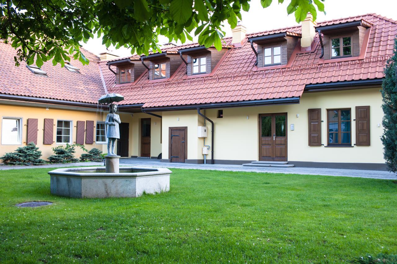 Dvaras - Manor House فيلنيوس المظهر الخارجي الصورة